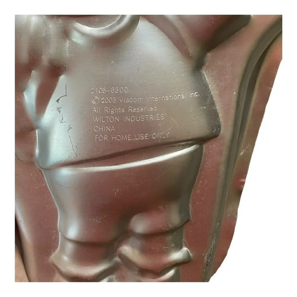 VTG 2003 Wilton Dora the Explorer Cake Pan Nick Jr.‎ Backpack Baking 2105-6300